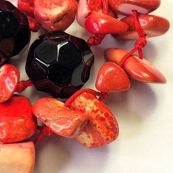 Coral Red and Black Chips and Bead Long Necklace - Picture 7 of 9